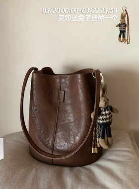 南风Chio2nd 暖冬灯塔水桶包包女2026年新款爆款植鞣皮手提单肩包