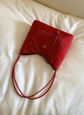 南风Chio2nd 莓红布朗托特包包女秋冬2025新款复古红色手提单肩包