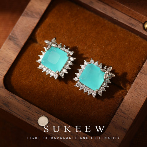 SUKEEW酥可轻奢复古小方糖耳钉