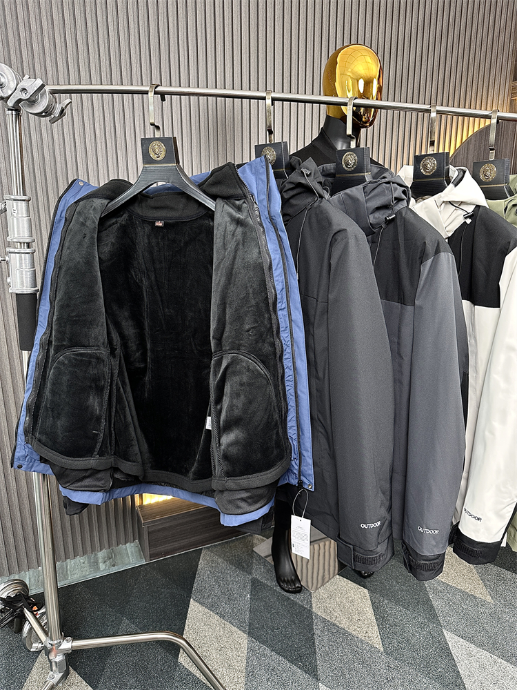 ODM户外公司订单！三合一冲锋衣