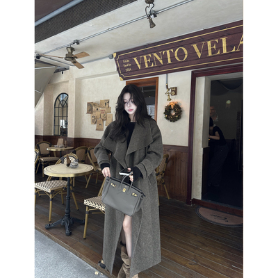 绵羊毛翻领毛呢绿咖气质长款外套