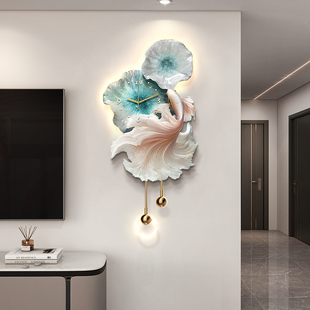 轻奢客厅电视背景墙装饰画立体钟表挂件玄关墙面高级感锦鲤壁画灯