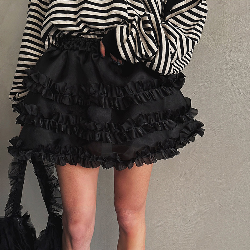 2025年春季新款女装木耳边松紧腰蓬蓬半身裙女减龄高腰蛋糕短裙裤