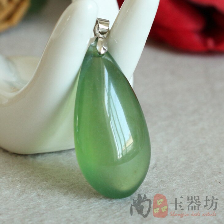 天然岫岩玉挂件岫玉180吊坠 冰透老料水滴项链 精品冰种原石送礼