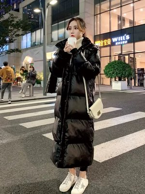 清仓黑色免洗亮面羽绒服女中长款2025冬季新款宽松鹅绒服外套