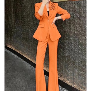 春秋橙色演出写真欧洲站气质橘色修身西装喇叭长裤时尚套装两件套