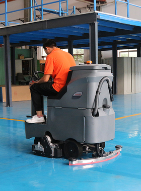 高美GM-RMINI工厂扫洗一体机 电动滚刷油漆拖地机 清扫清洗吸干机