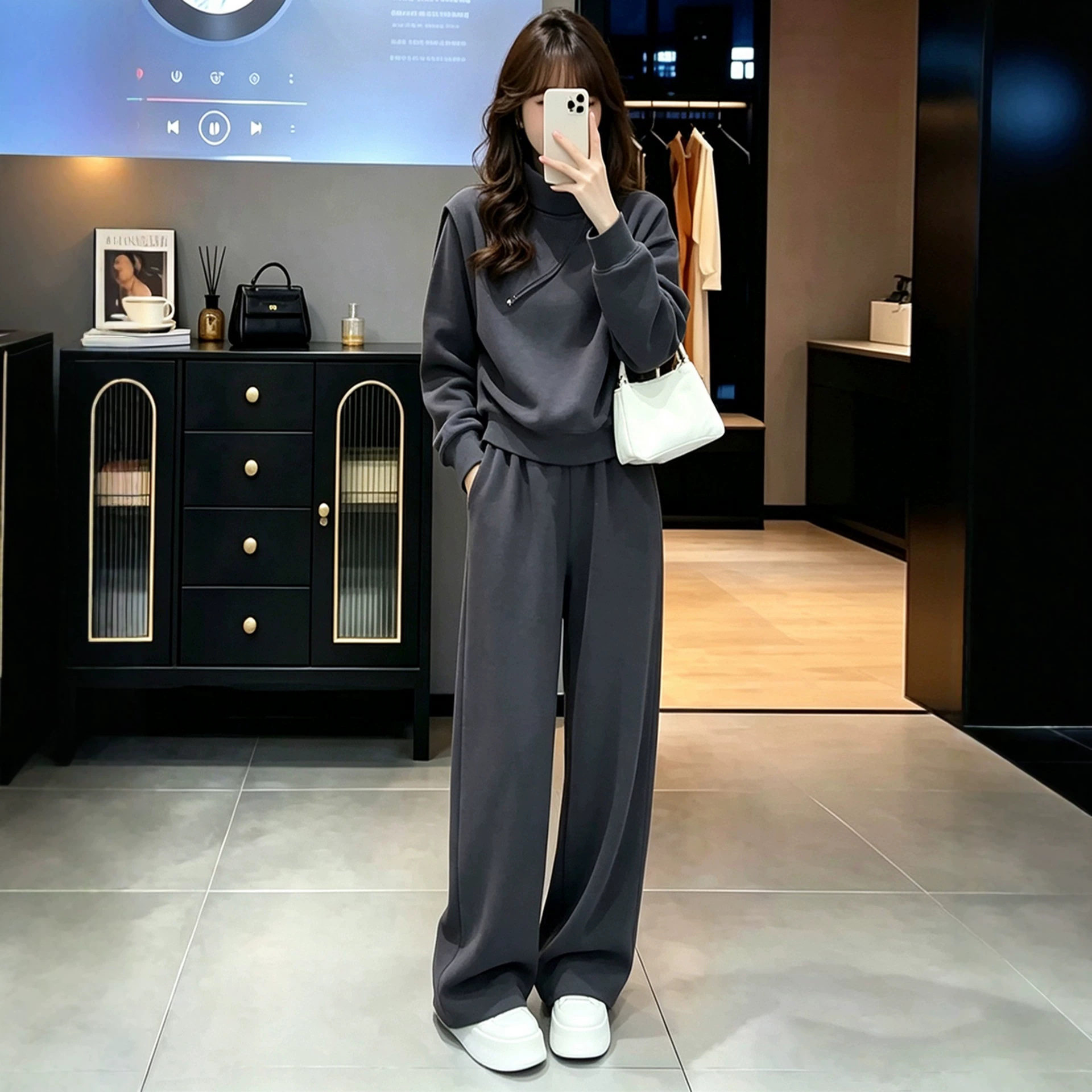 高级感肩垫设计感休闲套装女斜拉链立领卫衣阔腿裤两件套气质减龄