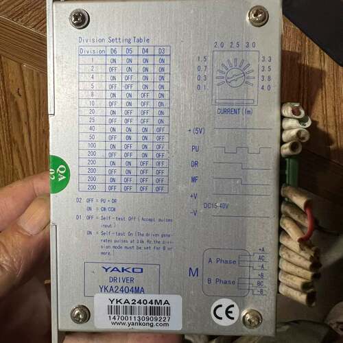 可维修研控YKA2404MA步进电机驱动器，两相步进电机驱动。议价