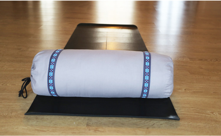 精选孕产圆条填充特级瑜伽抱枕