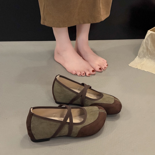 软皮版~法式平底分趾玛丽珍鞋女2026春夏交叉带猪蹄鞋设计感单鞋