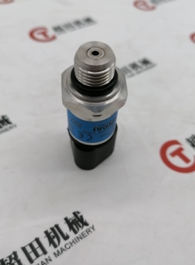 挖掘机现代 R215/225/305-7/-9液压泵压力传感器31Q4-40830 50bar