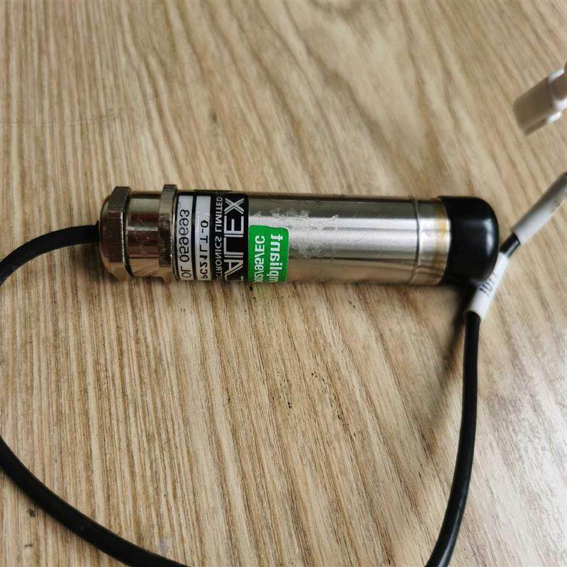 议价CALEX工业非接触式红外线测温仪PCa1LT-0红外温度