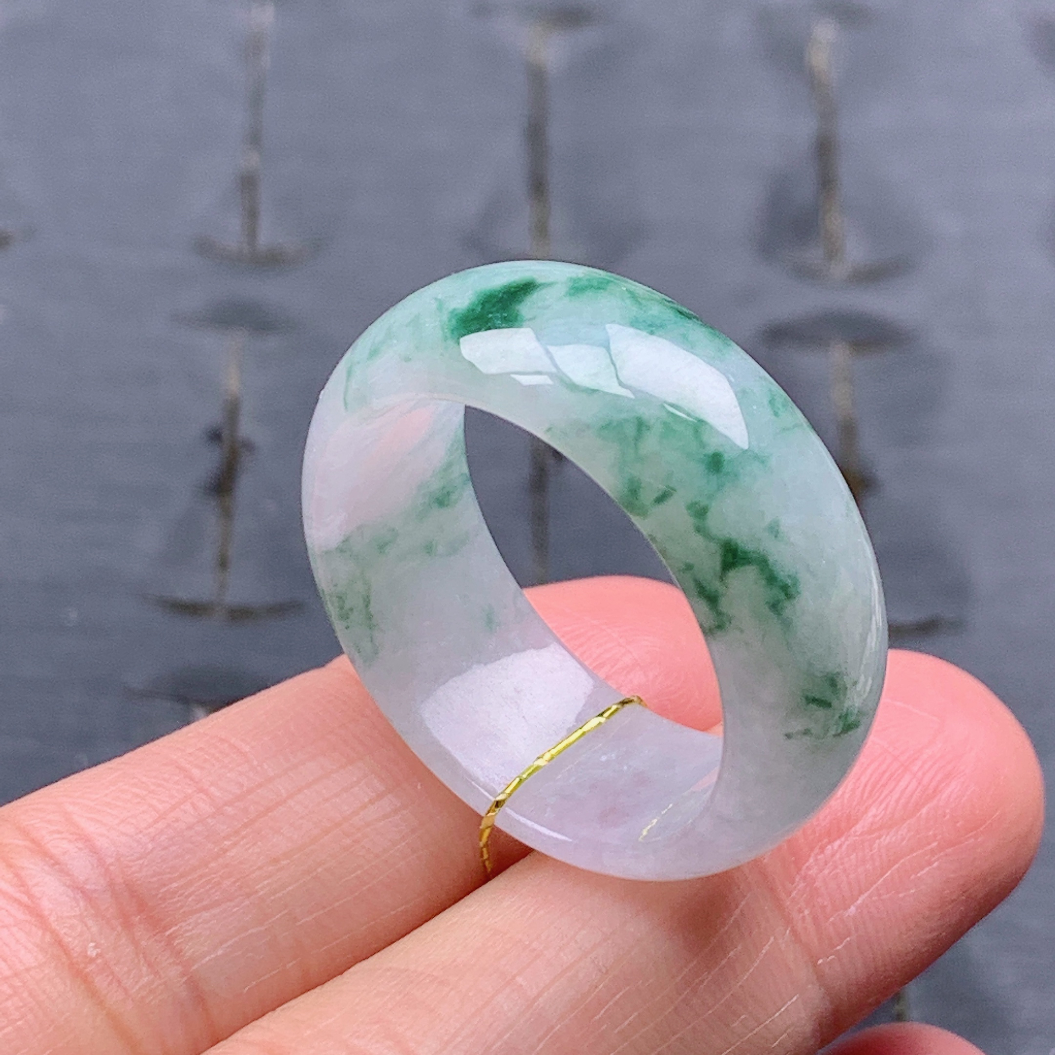 26-27号缅甸天然A货翡翠T203 内径21.5/9.6/3.5mm 飘花轮胎戒指