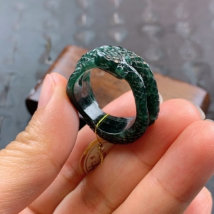 4.6mm 满色冰蓝蛇戒 10.4 内径20.7 24号天然A货翡翠 T1093