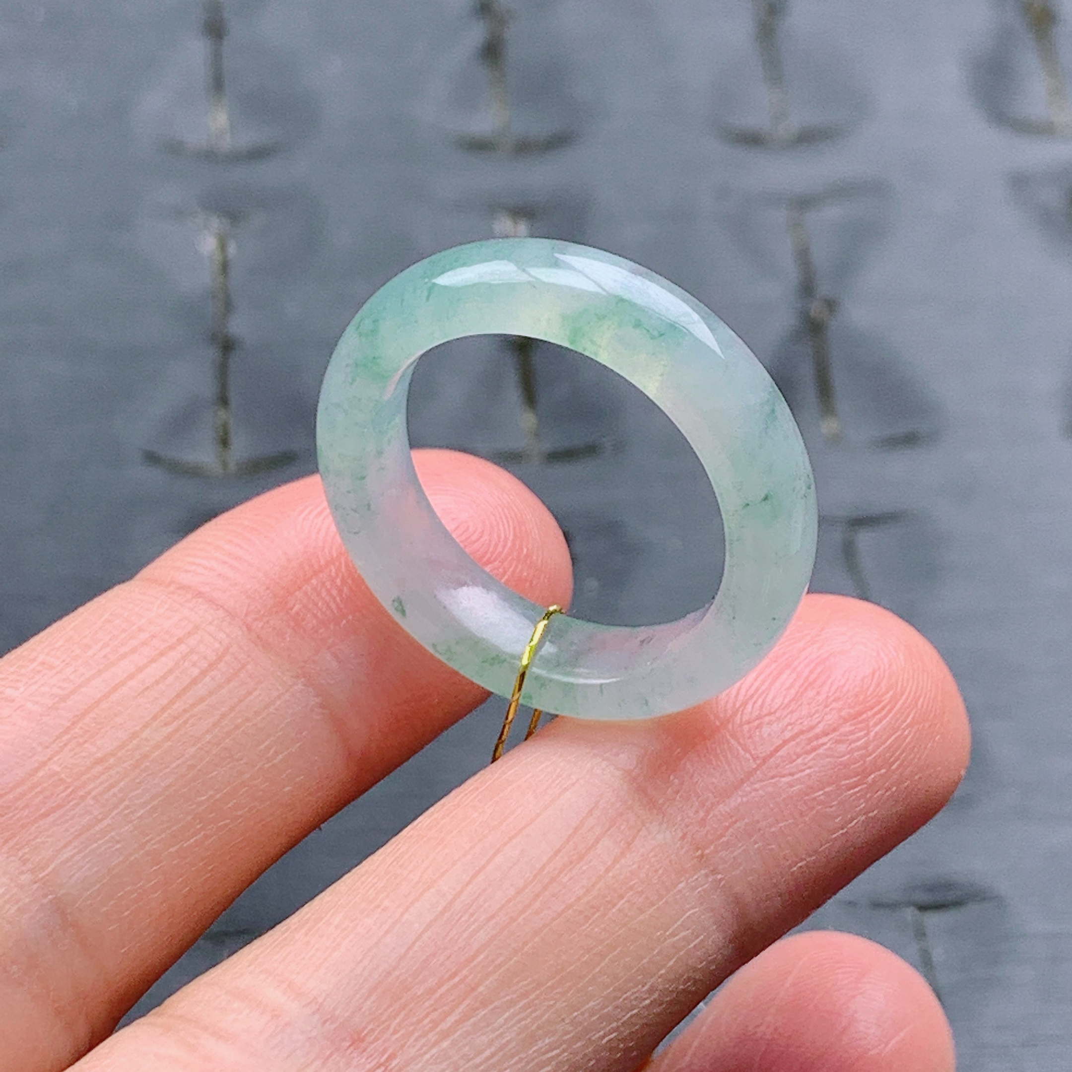 16-17号缅甸天然A货翡翠 T674 内径17.7/5/3.4mm 冰透飘蓝兰戒指