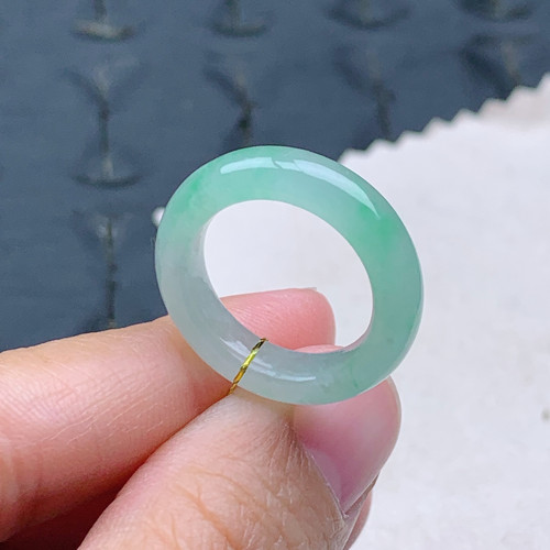 11号缅甸天然A货翡翠T528 内径16.2mm 冰绿起胶戒指阳绿指环素圈