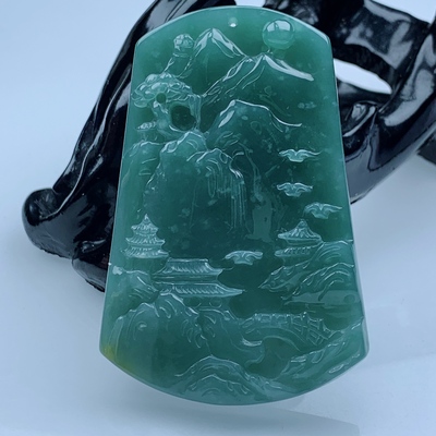 4518天然A货翡翠 尺寸67.6/45.6/7mm 冰蓝山水吊坠挂件