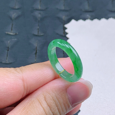 15号缅甸天然A货翡翠 T766 内径17.3mm 满冰绿飘正阳绿戒指细条