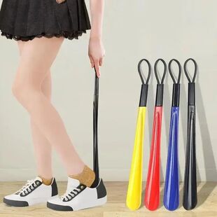 Extra-long shoe pull, durable shoe spoon, a helper for
