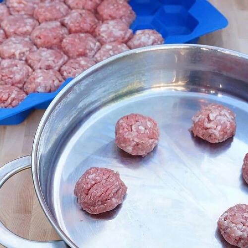37 Grid Silicone Meaall Maker Rice Ball Maker Shaker