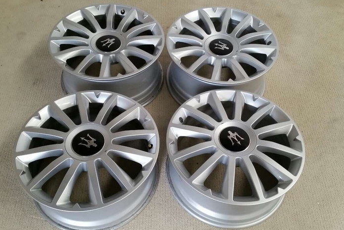 玛莎拉蒂 Ghibli 总裁 原装配套 拆车18寸轮毂