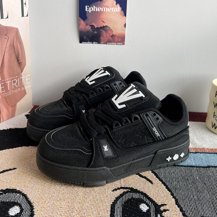 黑色鞋子男鞋潮流增高板鞋百搭 ins冬季新款高级运动休闲鞋女情侣