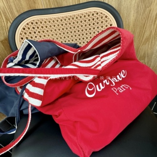 出口货｜条纹双面可用大容量女款ins风显瘦红色蓝色单肩帆布包