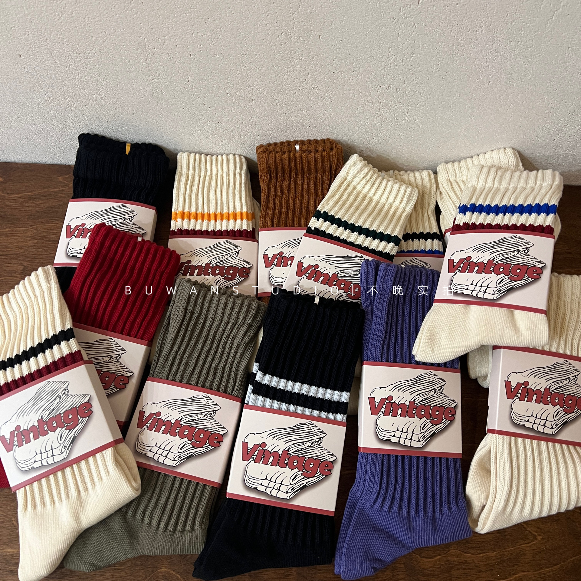 街头条纹撞色情侣款纯棉中长筒袜