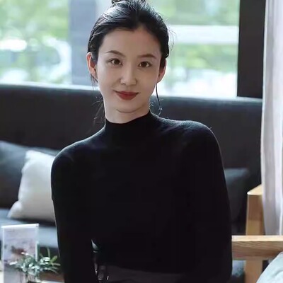 法式黑色半高领针织长袖打底衫