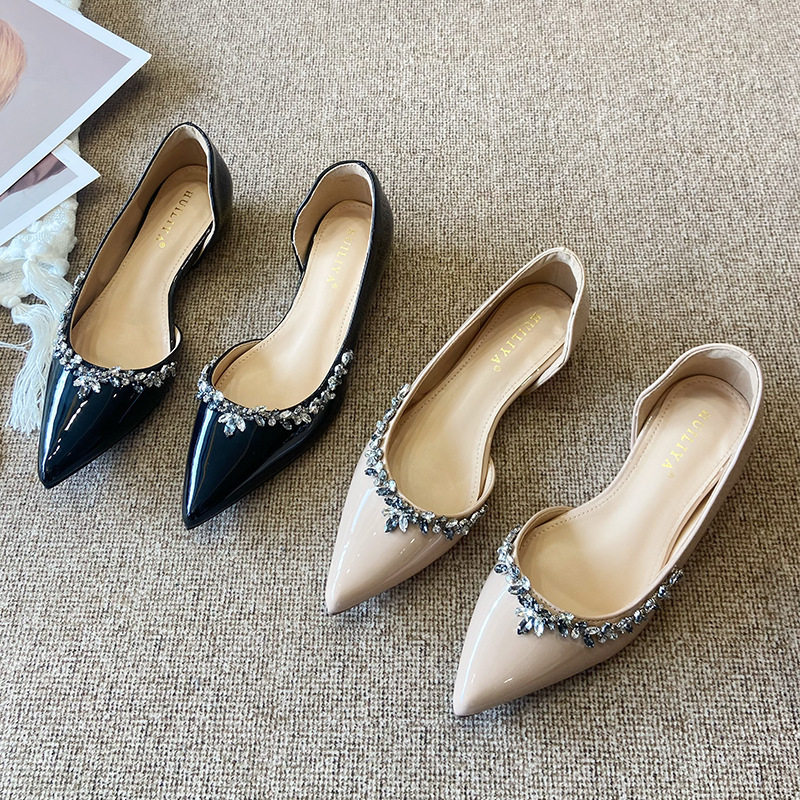 法式尖头内增高黑色水钻侧空鞋女2026一脚蹬气质通勤浅口平底鞋