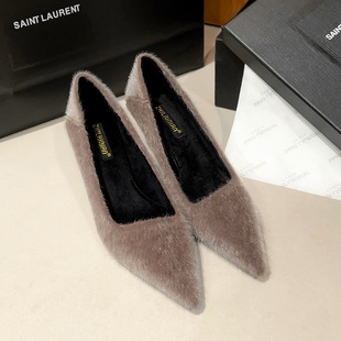 秋冬季通勤黑色高跟鞋女2026新款气质百搭尖头毛毛鞋职业工作女鞋