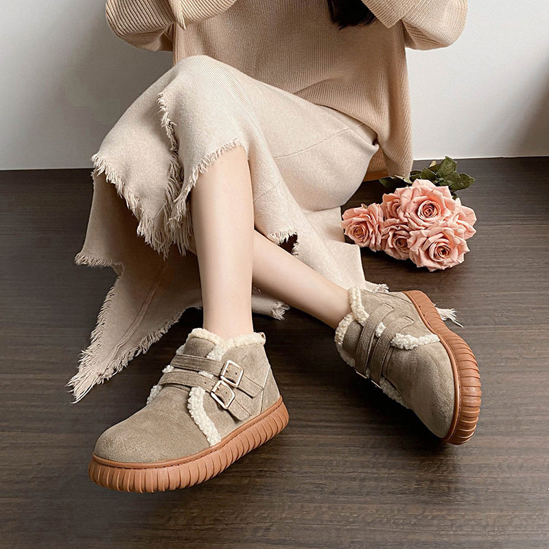 厚底雪地靴女冬季加绒马丁靴保暖棉鞋毛毛短靴大码女鞋41到43