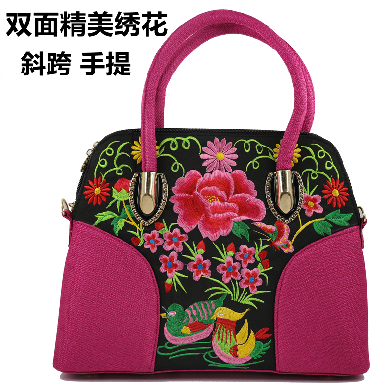 云南民族风刺绣花单肩斜跨手提三用包女中老年包包女时尚帆布艺包