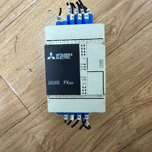 FX3SA-10MR-CMplc模块实物图拍议价