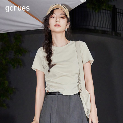 GCRUES设计感小众修身捏褶T恤女25夏季休闲短袖上衣G04X03A0252