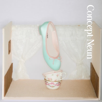 Concept Neun Every Girl's系列圆头绸缎蝴蝶结中跟芭蕾鞋