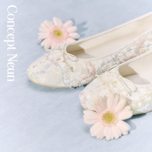 Concept Neun Every Girl's系列白丝绒春日中跟圆头蝴蝶结芭蕾鞋
