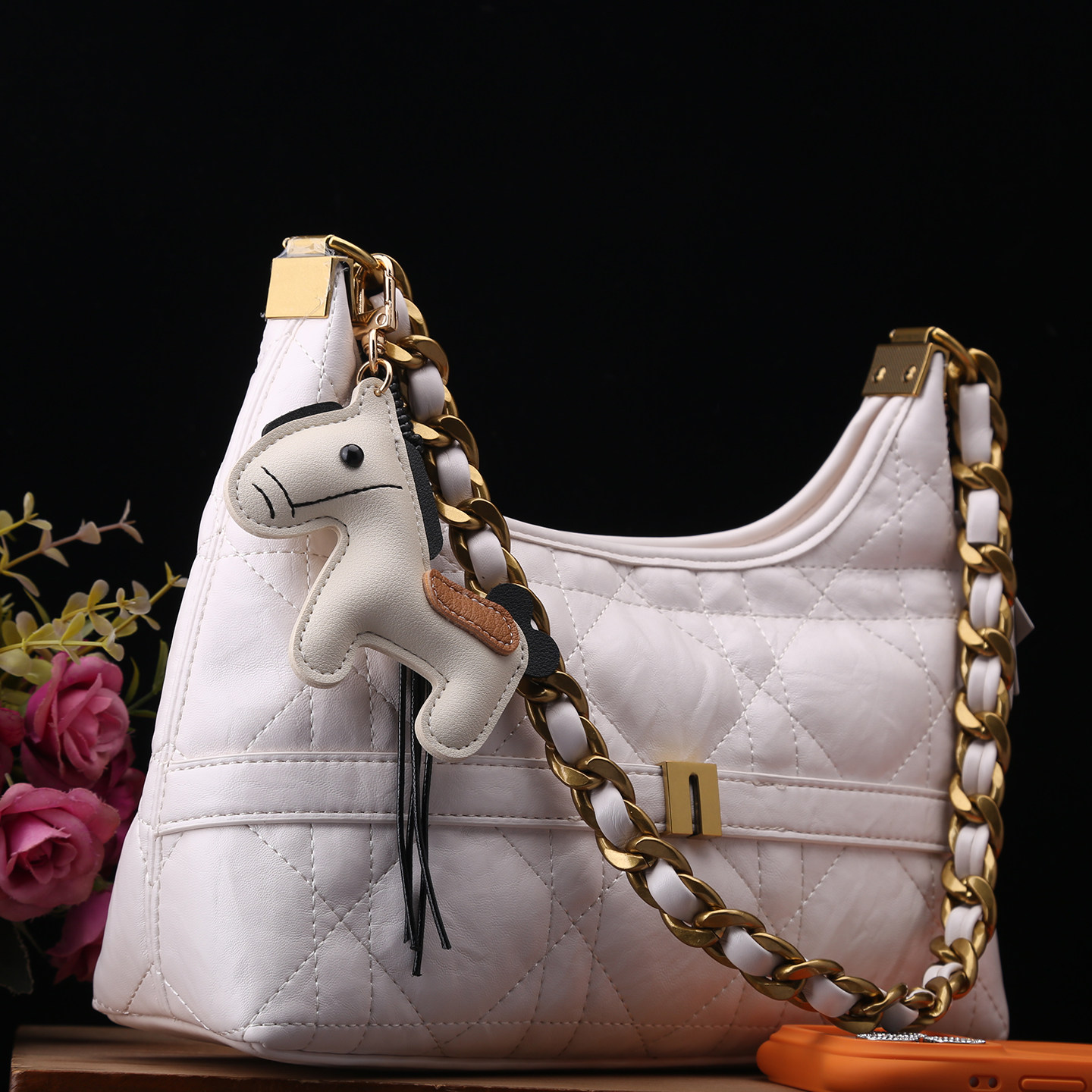 2026新款时尚真皮小香风菱格链条腋下包女白色高级感单肩斜挎大包,箱包皮具/热销女包/男包,通用款女包,淘宝优惠券,粉丝福利购,淘宝优惠卷