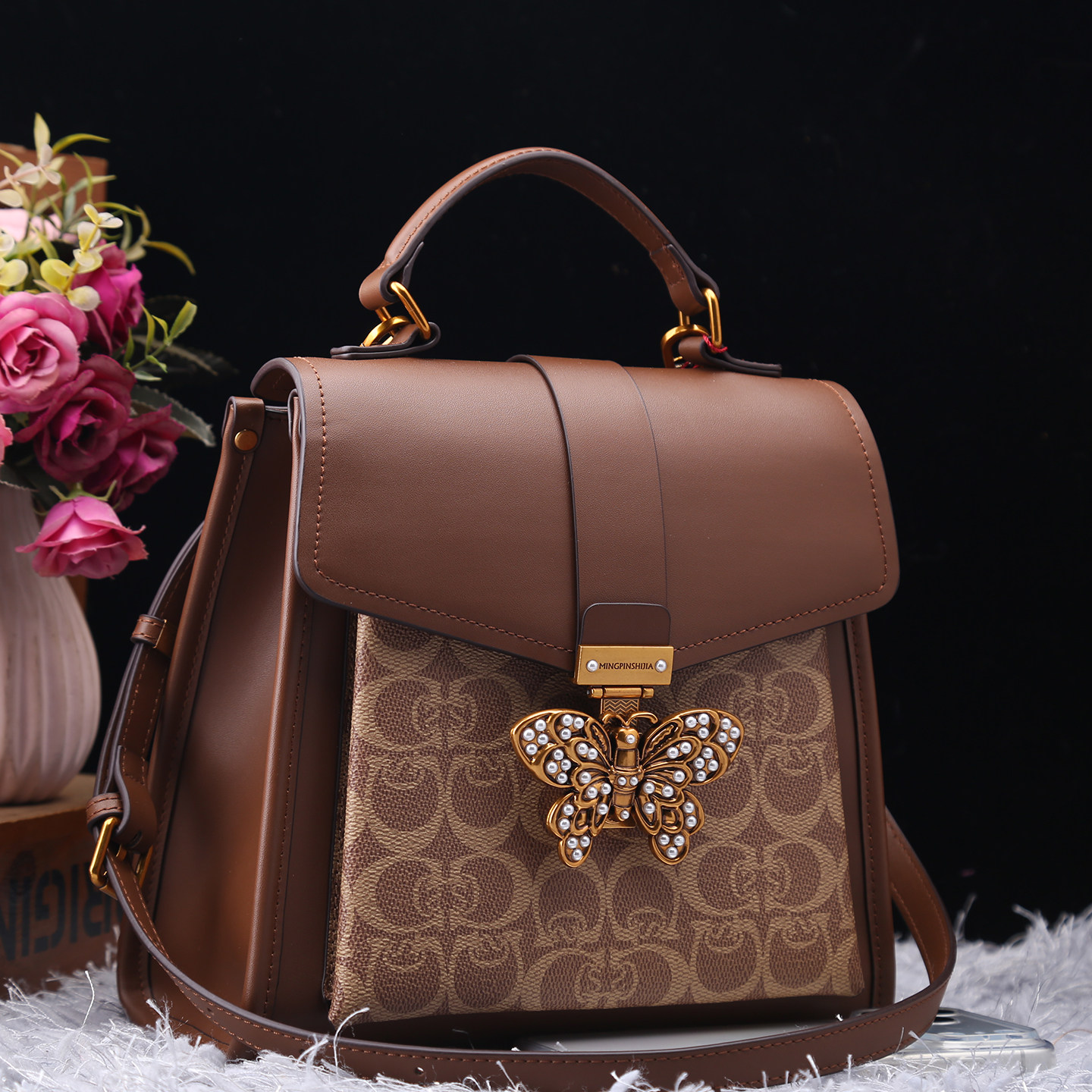 古萨驰正品女包真皮2025新款复古蝴蝶装饰小方包双肩包手提斜挎包,箱包皮具/热销女包/男包,通用款女包,淘宝优惠券,粉丝福利购,淘宝优惠卷