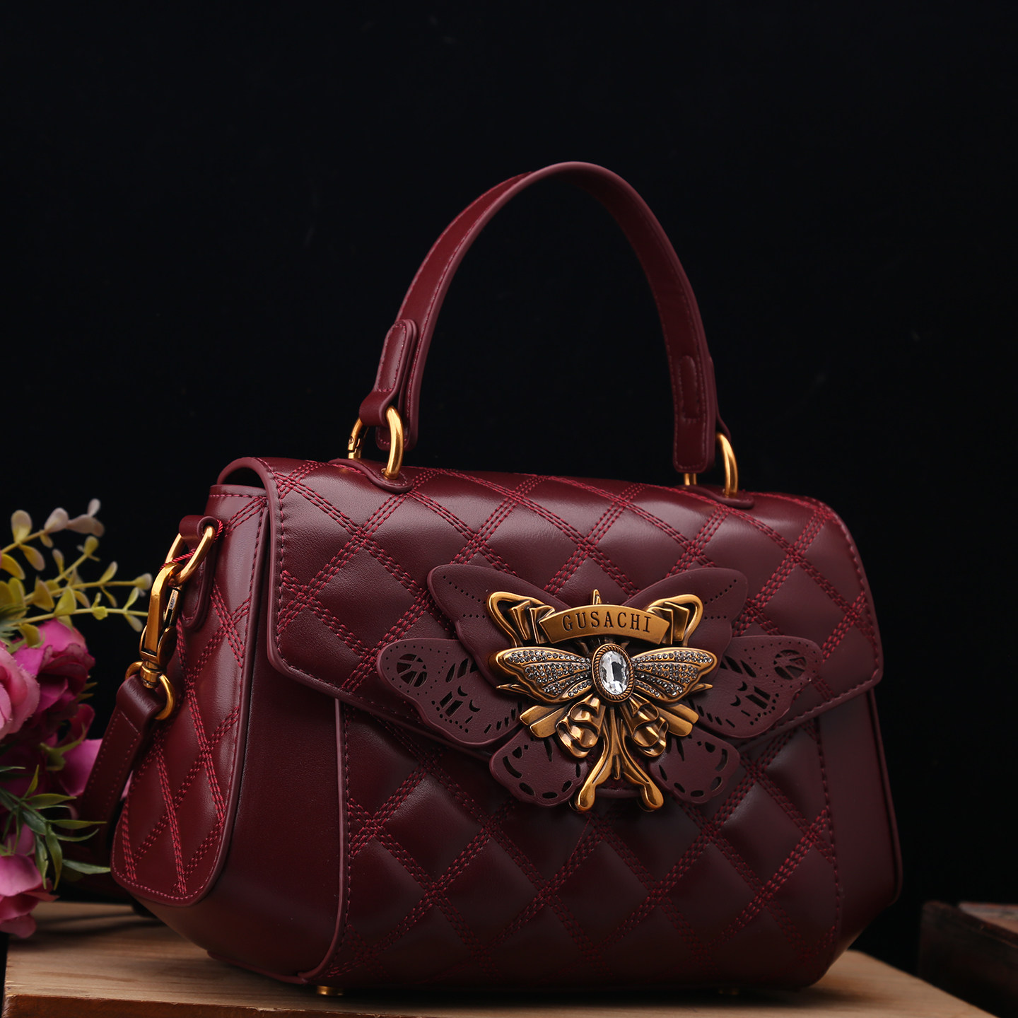 真皮女包2025新款时尚菱格绣线牛皮红色手提包高级单肩斜挎小圆包,箱包皮具/热销女包/男包,小方包,淘宝优惠券,粉丝福利购,淘宝优惠卷