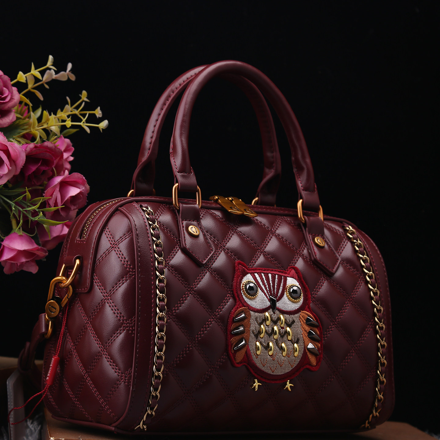 正品女包2026新款时尚菱格猫头鹰波士顿包复古菱格真皮手提枕头包,箱包皮具/热销女包/男包,波士顿包,淘宝优惠券,粉丝福利购,淘宝优惠卷