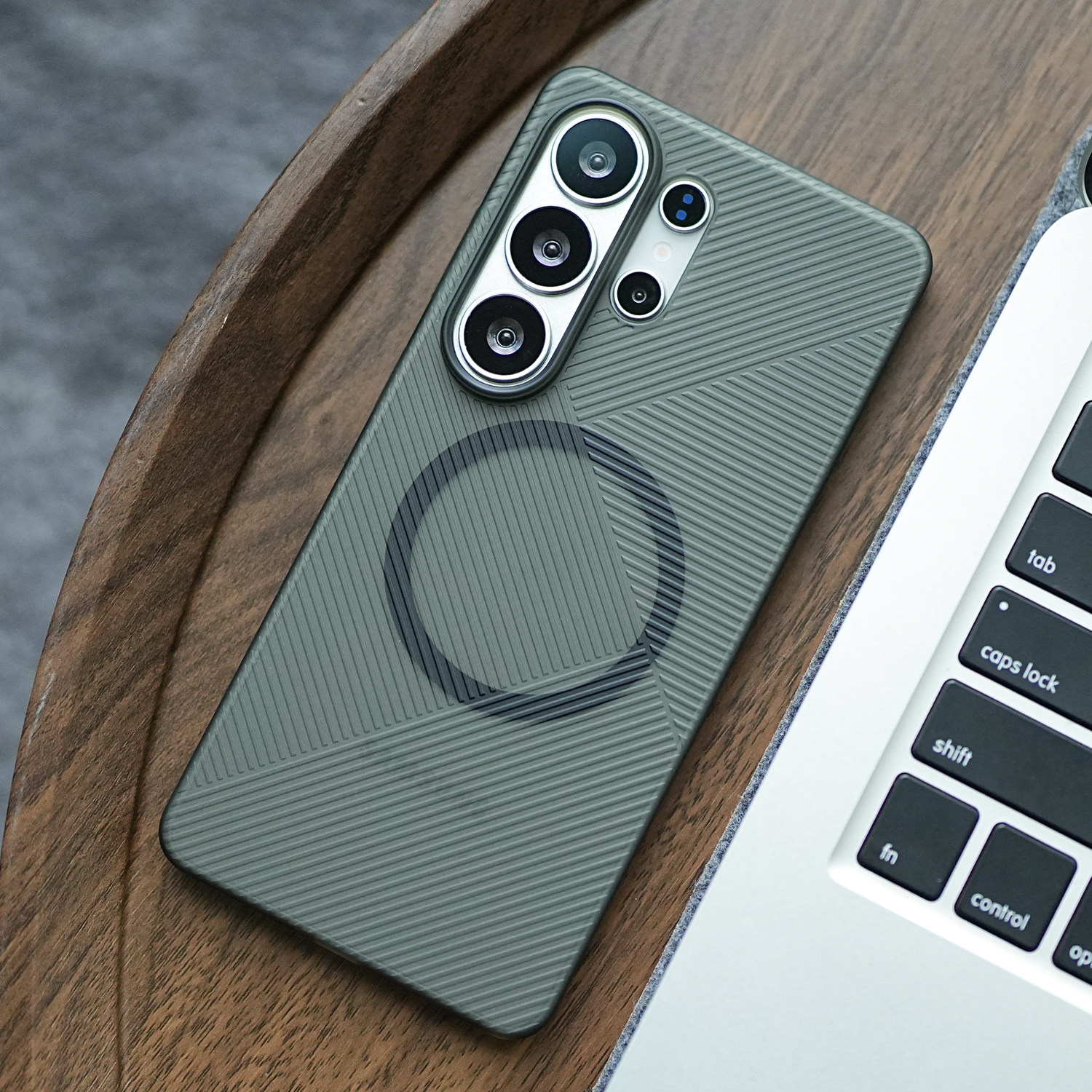 米斯登适用三星S26Ultra超薄几何纹理手机壳s25u全包magsafe磁吸保护套裸感磨砂透明防滑简约高档新款PC外壳s