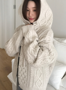 加厚！韩系复古慵懒风麻花白色连帽毛衣女秋冬宽松毛衫针织衫上衣