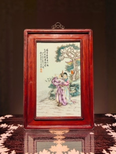 饰画 王琦作品红木镶瓷板画粉彩人物才子佳人挂屏纯手绘陶瓷装