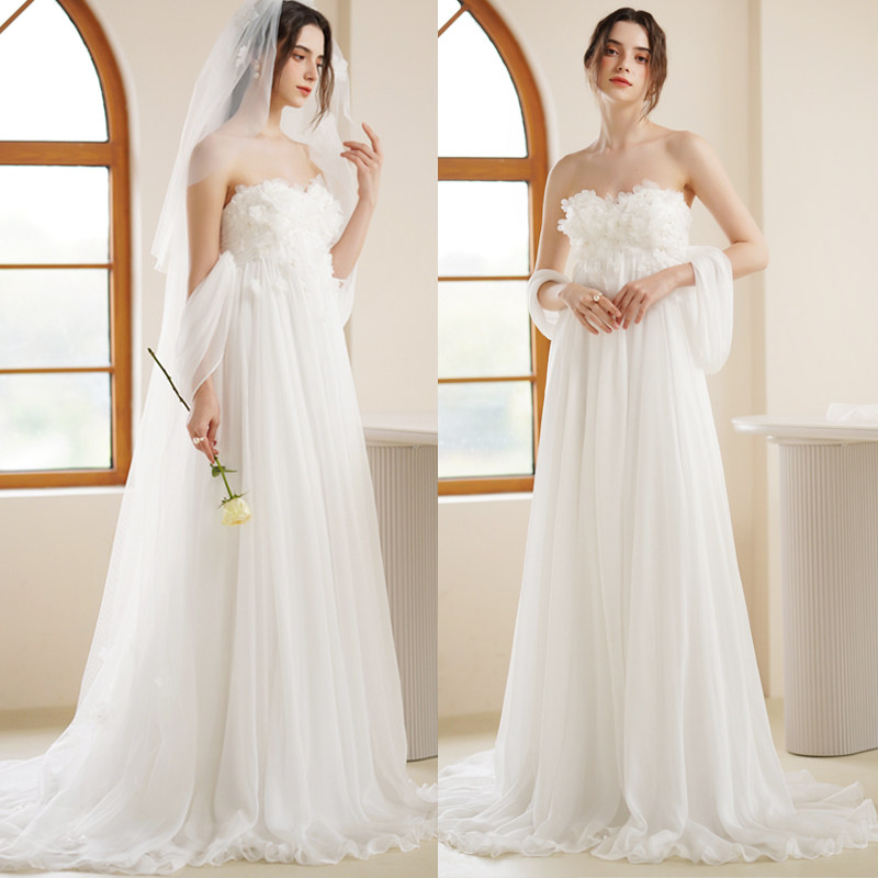 优罗莎原创实拍森系梦幻高腰韩版新娘超仙户外草坪婚纱旅拍轻纱