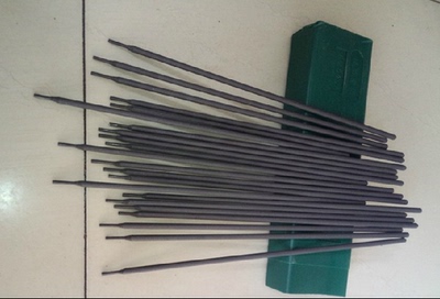 H13/5CrNiMo热锻模模具焊条SKD11/Cr12MoV高速钢冲压模刀口电焊条