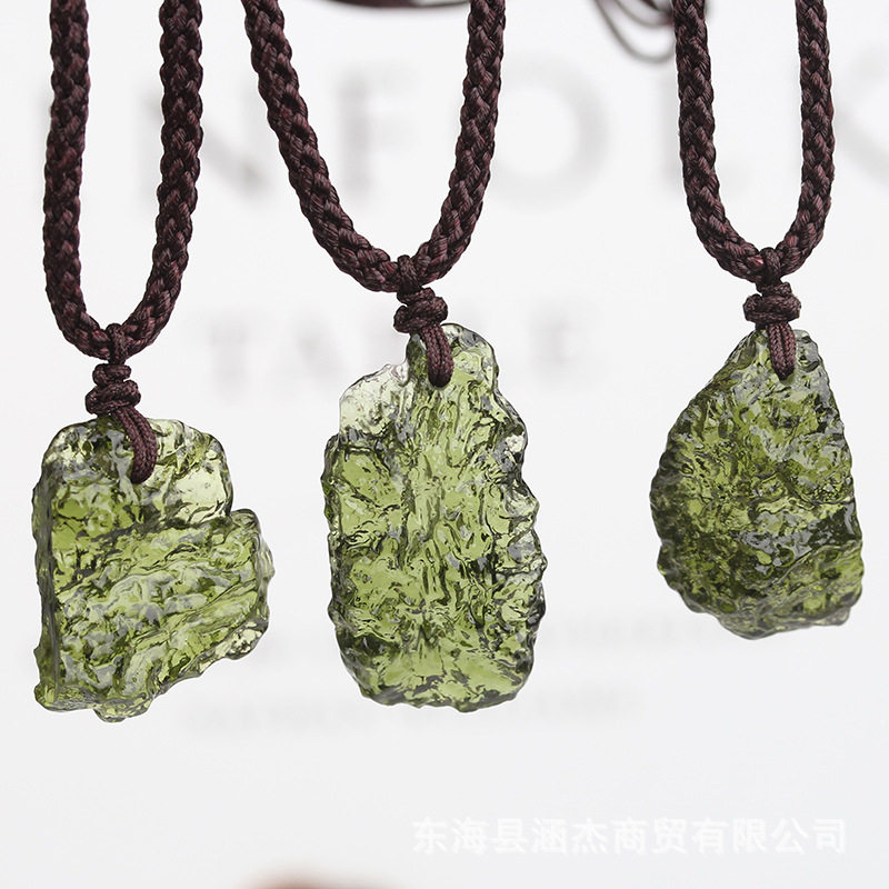 饰品项链水晶来自星星的你外贸亚马逊捷克陨石吊坠绿玻璃陨石