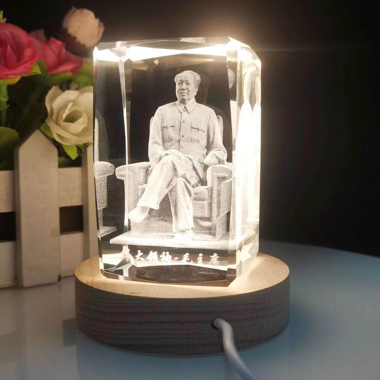 毛主席水晶摆件发光3d水晶内雕毛泽东家居饰品车载内饰办公室