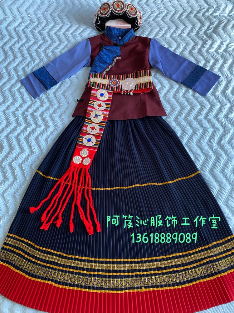 云南丽江少数民族纳西族写真拍照演出服日常可穿民族服饰图片
